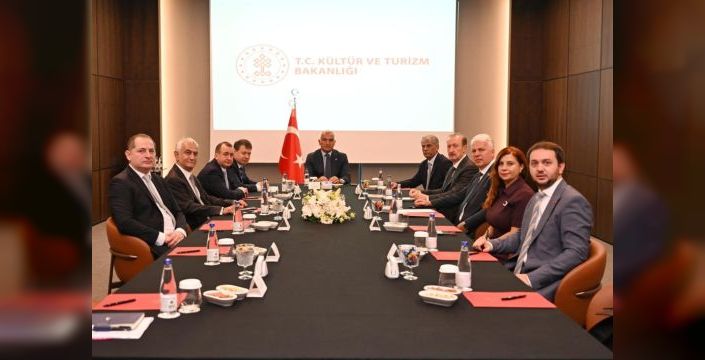 Bakan Ersoy Rusya ile hava ulaşımı iş birliğini güçlendireceklerini belirtti