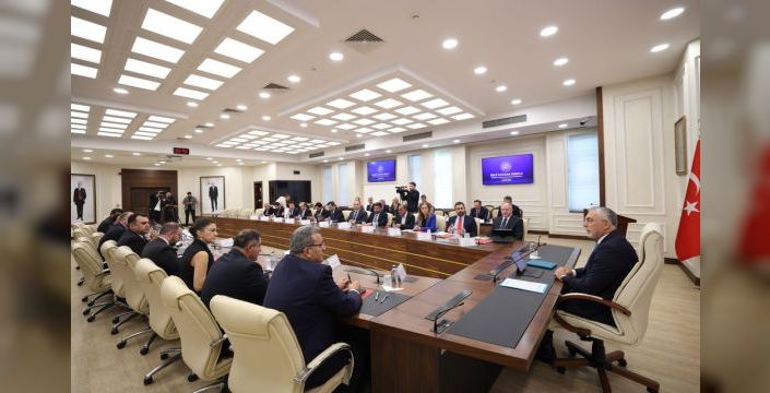 Bakan Işıkhan: İşsizliği azaltmak için yeni araçlar devreye alınıyor