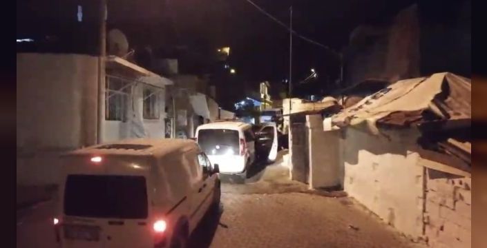 Balıkesir'de düzenlenen operasyonda 20 kişi gözaltında