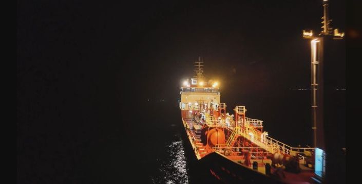 Batan geminin aranmasında erkek cesedi bulundu