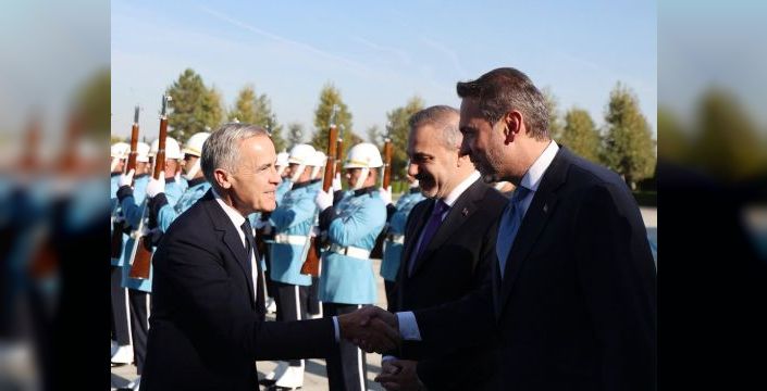 Bayraktar duyurdu: Türkiye ve Kanada enerji iş birliği bildirisi imzaladı