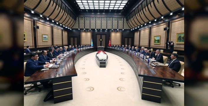 Bayraktar ve Akkenzhenov enerji iş birliğini görüştü