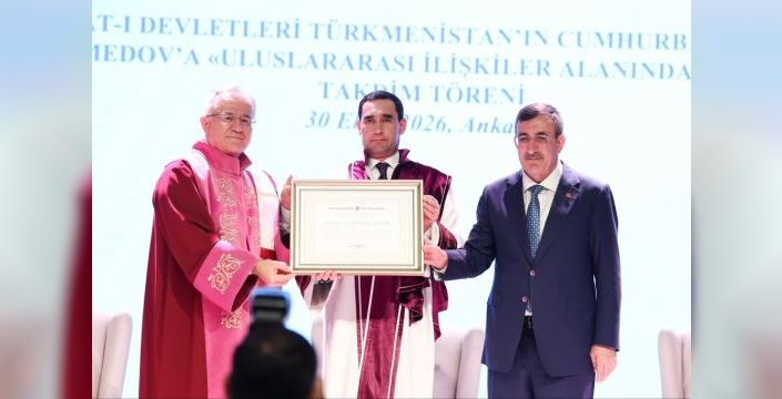 Berd Berdimuhamedov’a Hacettepe’den fahri doktora