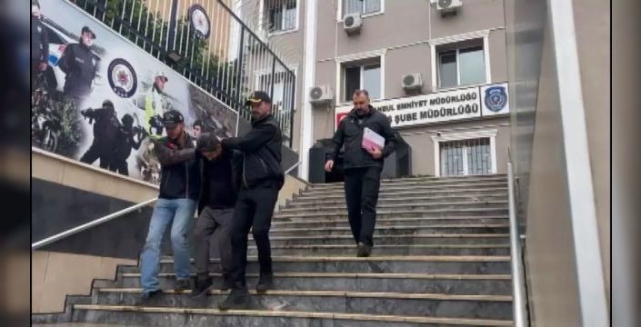 Beyoğlu’ndaki cinayetle ilgili iki kardeş yakalandı
