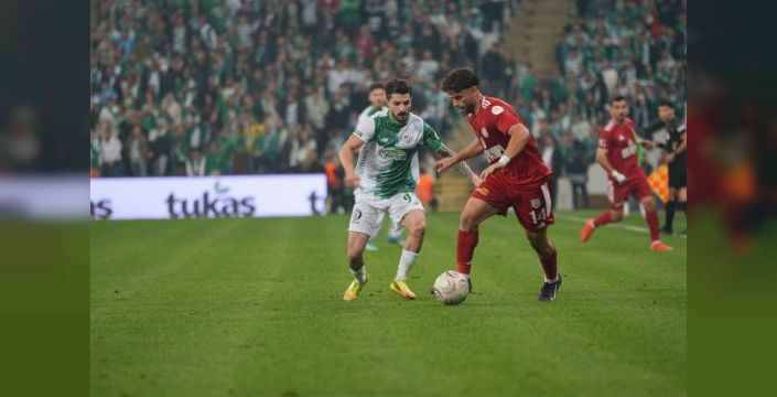 Bursaspor, Pendikspor'u 2-0 mağlup etti