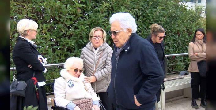 Cem Akaş, Üsküdar'da kılınan namazın ardından defnedildi