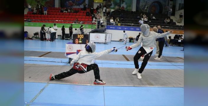 Cihangir Pehlivan, dayısının teşvikiyle eskrimde Türkiye şampiyonu oldu
