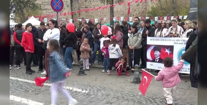 Cumhuriyet’in 103. yılında üç ilde tören ve gösteriler