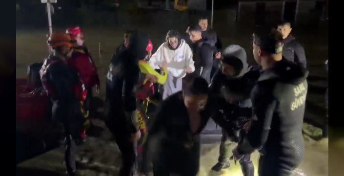 Demet Özdemir, Sarıyer'de botla kurtarıldı