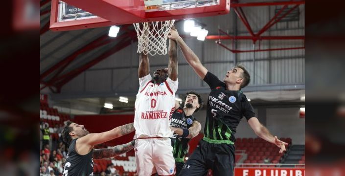 Denizli Basket deplasmanda SL Benfica'ya yenildi