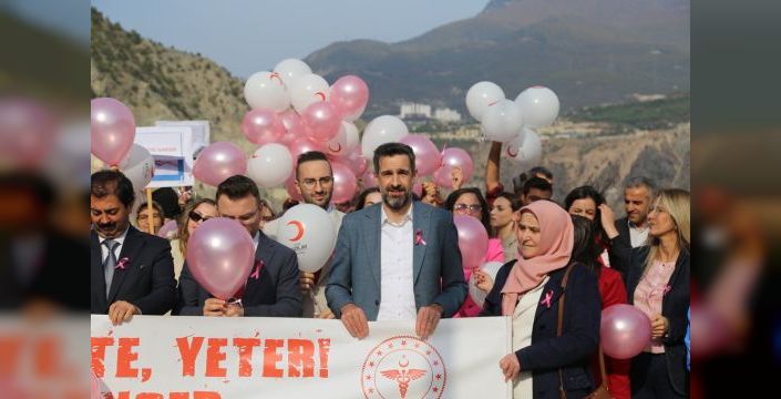 Deriner Barajı'nda meme kanseri erken tanısı vurgulandı