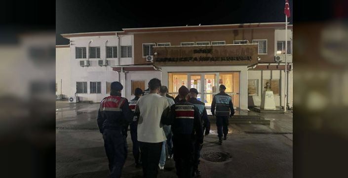 Didim'de otele baskın: 8 kaçak göçmen ve 2 kişi tutuklandı