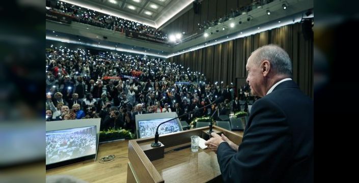 Erdoğan: Gelecek yüz yıla damga vuracağız