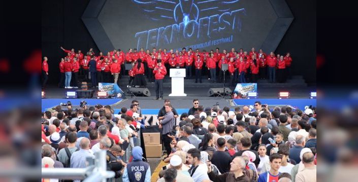 Erdoğan: Türkiye'nin geleceği emin ellerde