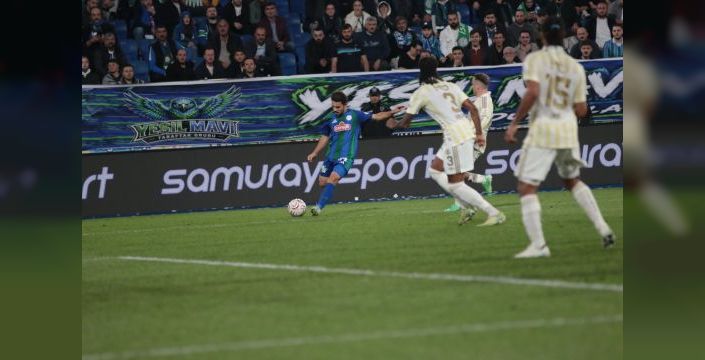 Fenerbahçe Rize'de gol oldu yağdı: 0-3