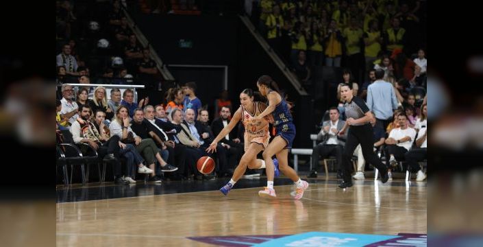 Fenerbahçe Tarfin, FIBA Kadınlar Süper Kupa'yı kazandı