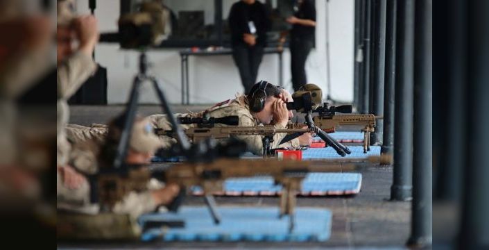 Foça'da uluslararası keskin nişancı yarışması sürüyor