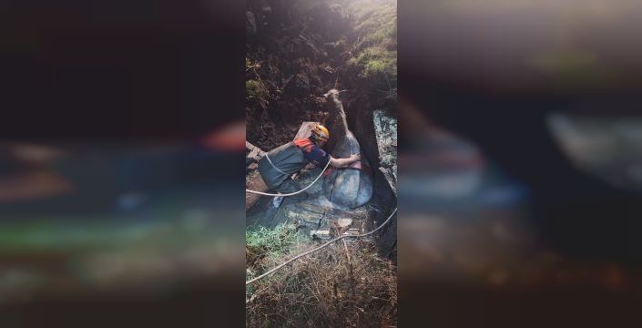 Foseptik çukuruna düşen at, AFAD tarafından kurtarıldı