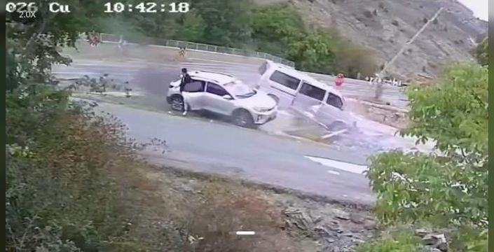 Gümüşhane'de trafik kazası: 4 yaralı