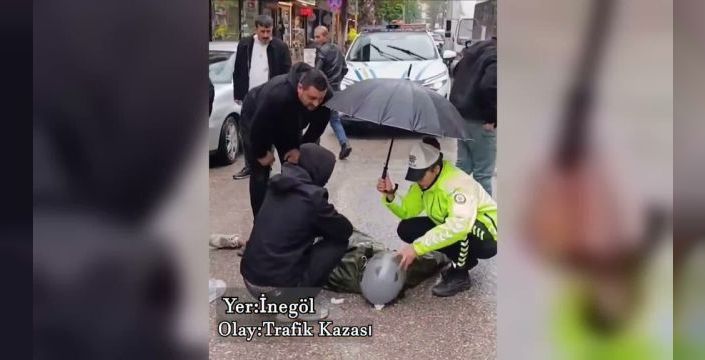 İçişleri Bakanı Çiftçi, yaralı gence yardım eden polisi takdir etti
