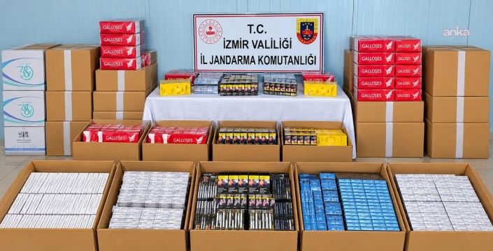 İzmir'de 27 bin paket kaçak sigara ele geçirildi