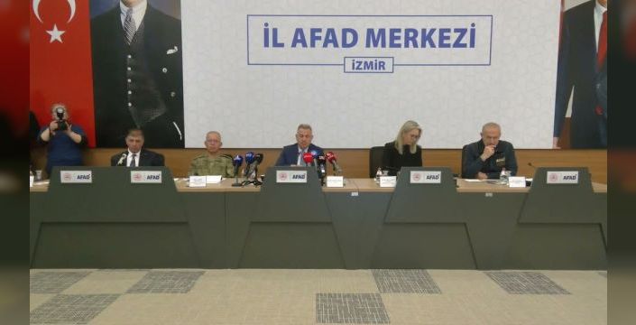 İzmir'de deprem tatbikatına 2 bin 198 personel katıldı