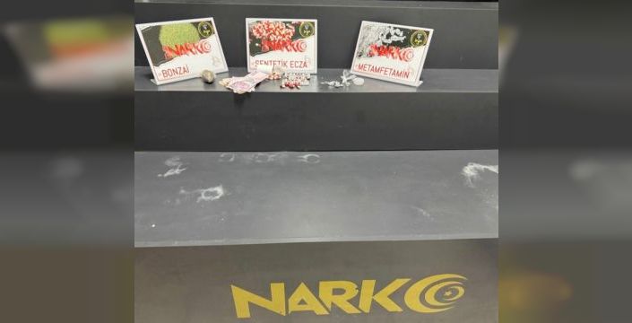 İzmir'de uyuşturucu operasyonunda 8 kişi tutuklandı