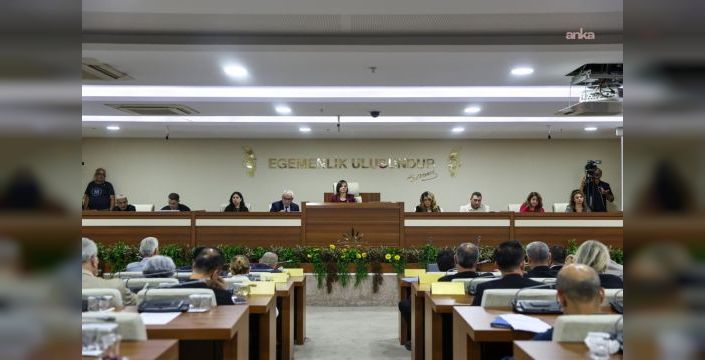 Karabağlar Belediyesi'nin 7 milyar TL'lik bütçesi oy çokluğuyla geçti