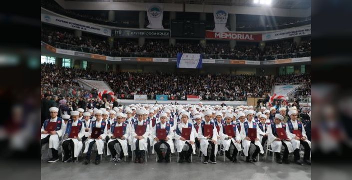 Kayseri'de 738 öğrenciye hafızlık icazeti verildi