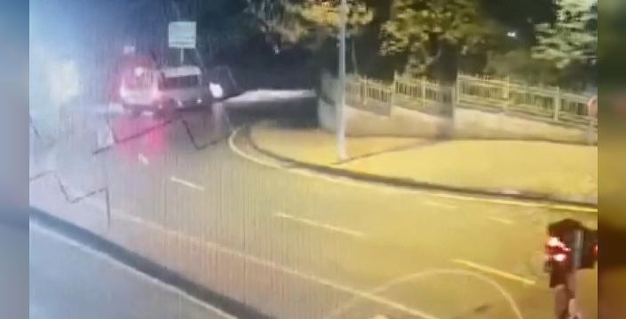 Kaza sonrası alıkonulan sürücünün 80 bin lirası alındı