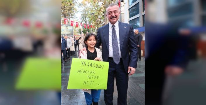 Kocaeli'de 'Ağaçlar Kitap Açtı' etkinliği yoğun ilgi gördü