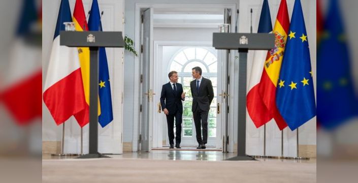 Macron'dan İngiltere'ye AB'ye dönüş çağrısı
