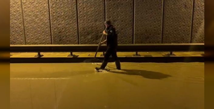 Malatya'da sağanak yağmur yolları olumsuz etkiledi