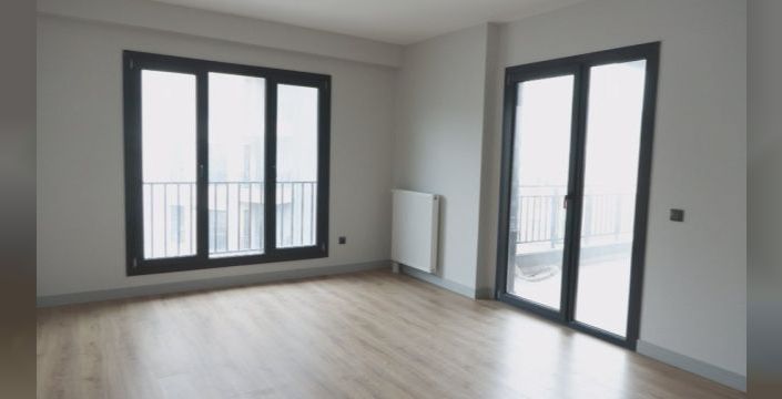 Maltepe'de 8 hak sahibine konut anahtarı veriliyor