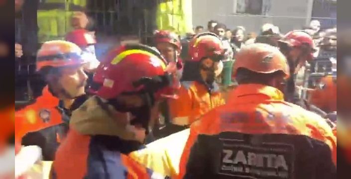 Maltepe'de yıkılan binada kurtarma bitti