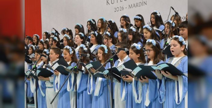 Mardin'de çocuk korosu dört dilde “Yar Sabiha” söyledi