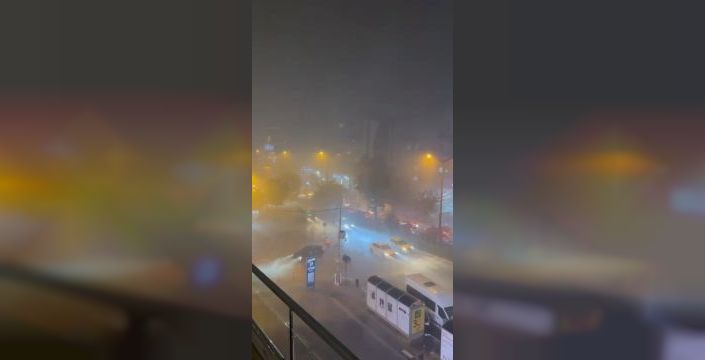 Mardin'de sağanak yağış, dolu ve rüzgar etkili oldu