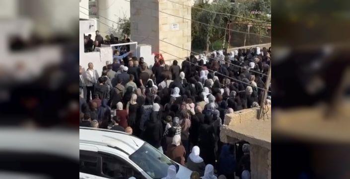 Mardin'de sulama kanalına devrilen otomobildeki 6 kişi defnedildi