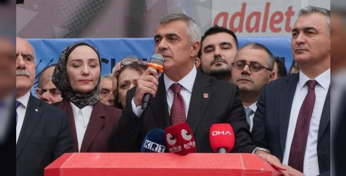 Mehmet Ali Yüksel, CHP İstanbul İl Başkanlığı görevine başladı