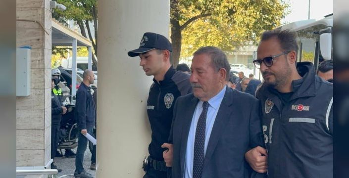 Milas belediye başkanı ve 19 şüpheli adliyede