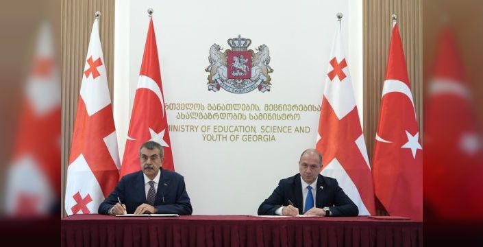 Milli Eğitim Bakanı Tekin, Gürcistanlı mevkidaşıyla görüştü