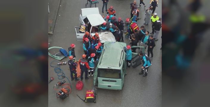 Muş'ta geniş kapsamlı trafik kazası tatbikatı yapıldı