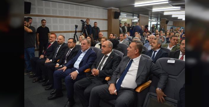 Mustafa Demir, yerel yönetimler reform paketini açıkladı
