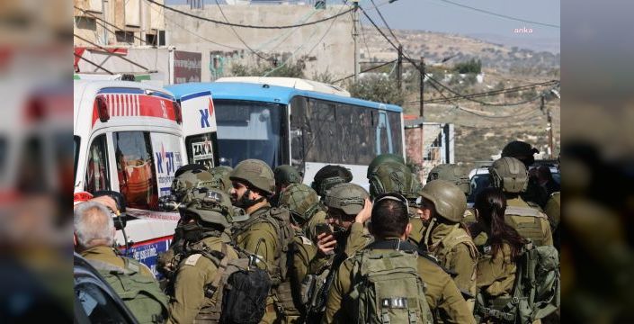 Netanyahu Batı Şeria'da kapanma talimatı verdi