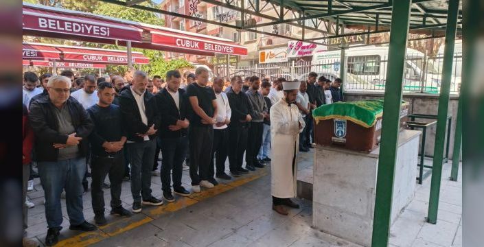 Otomobilin çarptığı 10 yaşındaki çocuk defnedildi