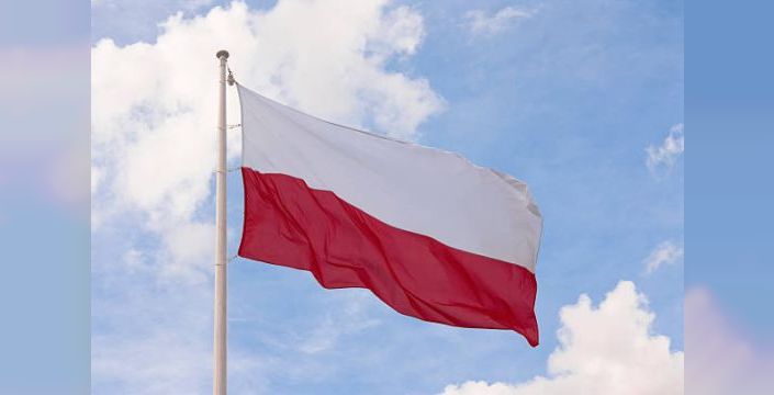 Polonya'da mahkeme binasına çevik kuvvet konuşlandırıldı