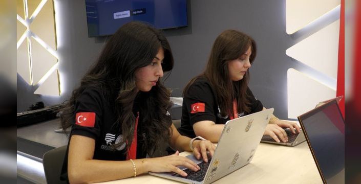 RTEÜ öğrencilerinin tekstil atığı uygulaması birinci oldu