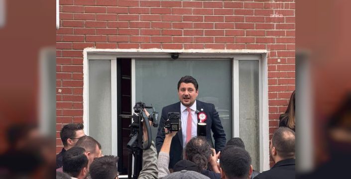 Serhat Sökmen, İzmir Barosu başkanlığına seçildi