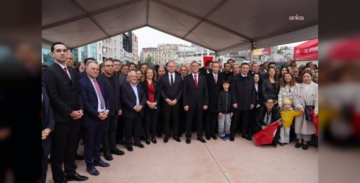 Taksim'de Cumhuriyet'in 103. yılı için tören düzenlendi