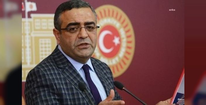 Tanrıkulu, operasyonda pijamalı görüntü servisinden Yılmaz'a sordu